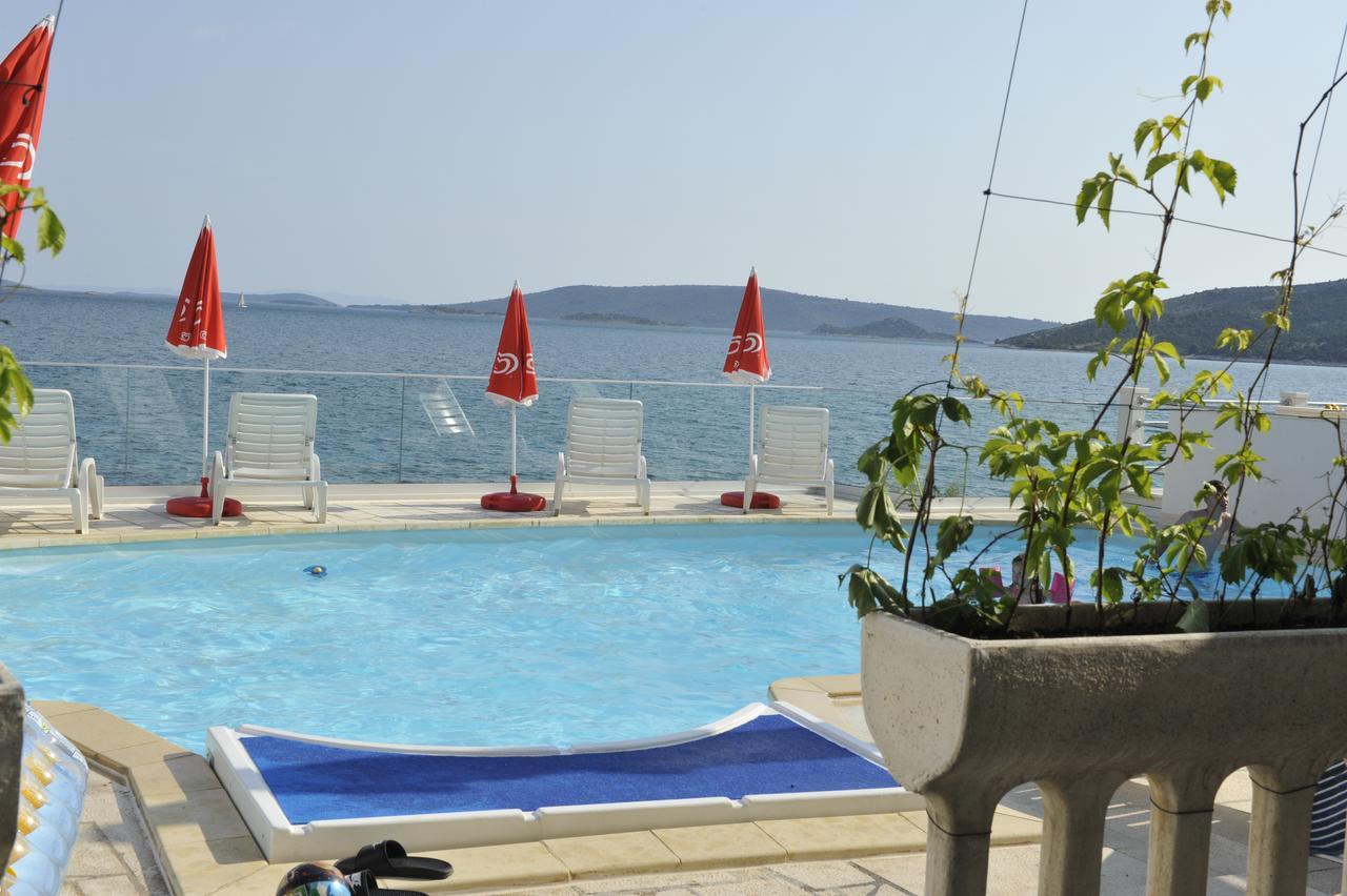 Apartments Villa Marija Seget Vranjica Ruang foto